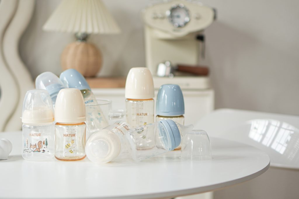 ขวดนมเด็กแรกเกิด เลือกอย่างไรให้เหมาะกับลูกน้อยตั้งแต่ Day 1