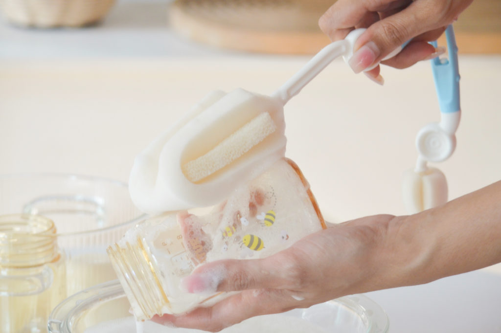 PES สามารถรับมือกับการนึ่งหรืออบไอน้ำได้ดี ดังนั้นสามารถล้างและใช้วิธีนึ่ง เพื่อทำความสะอาดล้ำลึก ได้บ่อยตามที่ต้องการ